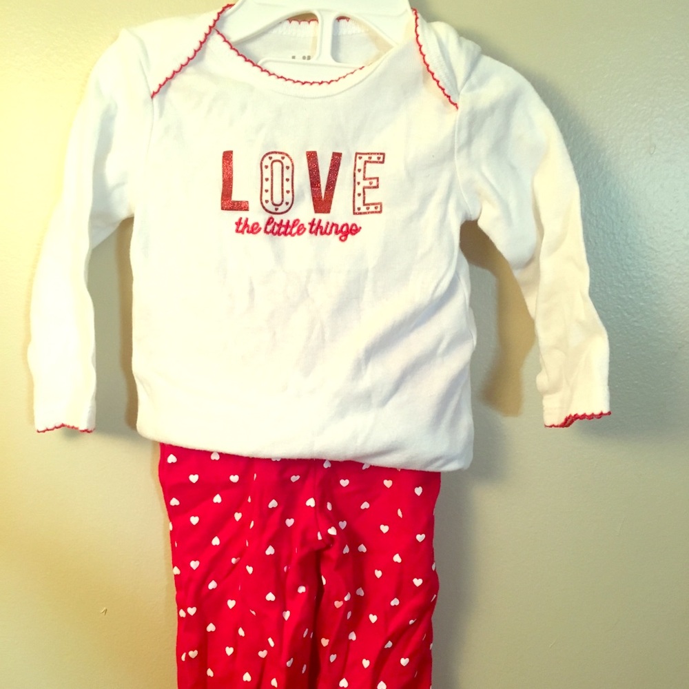 Carter’s long sleeve onesie/footie leggings set